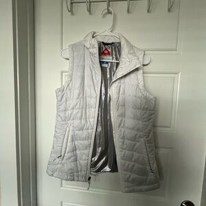Columbia Women's Quilted Vest - white
